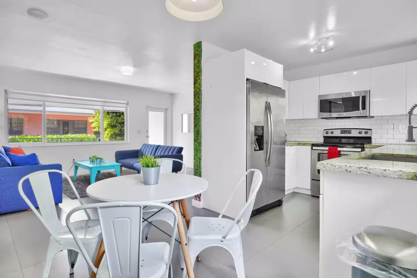 175 Casa Buena Blanca * Miami